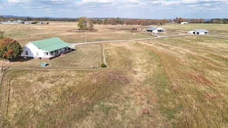 1768 Cutoff Rd, Clinton, AR 72031