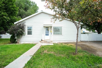 136 W 8th St, Burley, ID 83318