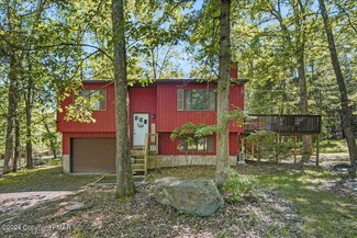 749 Clubhouse Dr, East Stroudsburg, PA 18302