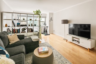 330 E 49th St Unit 4E, New York, NY 10017