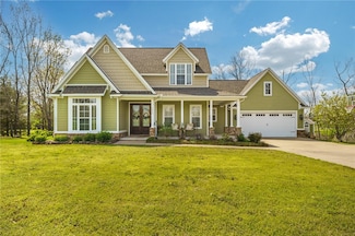 1642 Oak Tree Ln, Rogers, AR 72756