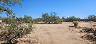 8225 S Cover View Rd, Three Points, AZ 85736