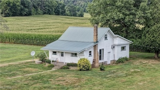 10720 State Route 258 SE, Uhrichsville, OH 44683