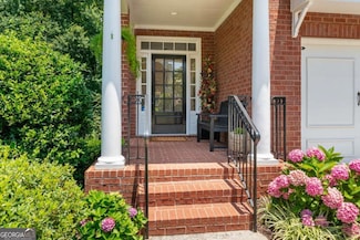 3401 Village Green Dr, Roswell, GA 30075
