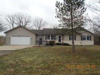 8738 Hazelwood Dr, Newport, MI 48166