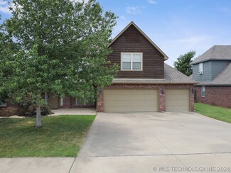 4704 N Maple Ave, Broken Arrow, OK 74012