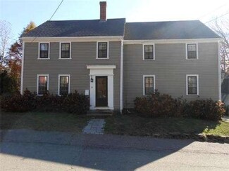 34 Bennett St, Manchester, MA 01944
