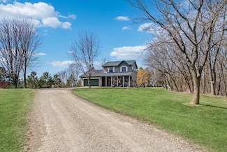706 159th St, Roberts, WI 54023
