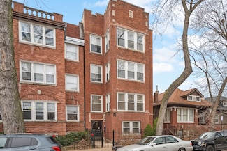 4906 N Whipple St, Chicago, IL 60625