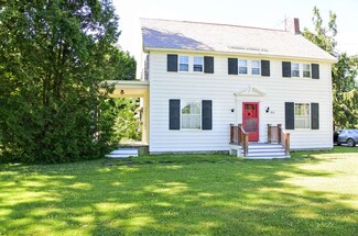 763 E Main St, Poultney, VT 05764
