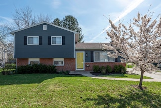 1924 Alsace Rd, Columbus, OH 43232
