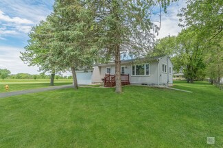 615 W 2nd St, Sandwich, IL 60548