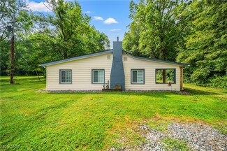 6202 Lake Rd W, Ashtabula, OH 44004