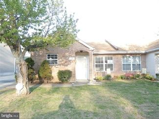 313 Taylor Ave, Essington, PA 19029