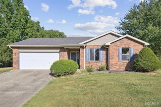 613 Jaime Lynn Ct, Edwardsville, IL 62025