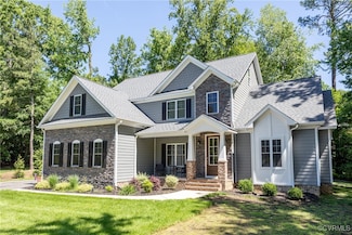 14104 Waters Edge Cir, Midlothian, VA 23112