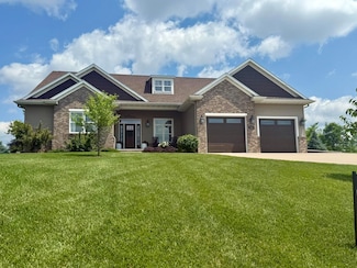 515 Fieldstone Ct, Tomah, WI 54660