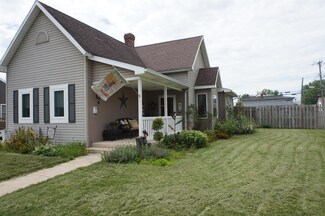 323 Montgomery St, Logansport, IN 46947