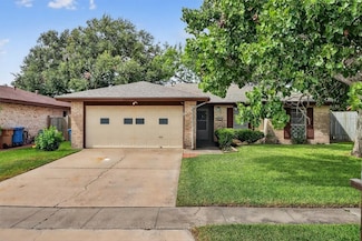 7405 Skyking Dr, Corpus Christi, TX 78412