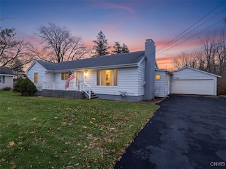 341 Roberts St, Canastota, NY 13032