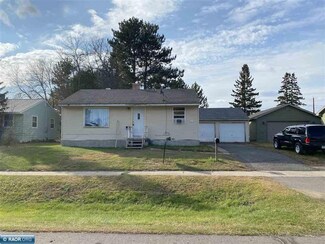 37 Fern Ct, Babbitt, MN 55706