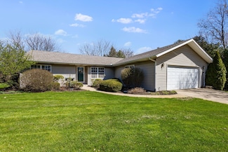 189 E 900 S, Kouts, IN 46347