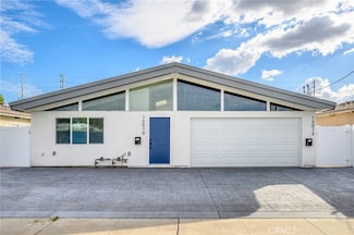 13010 Hartland St, North Hollywood, CA 91605