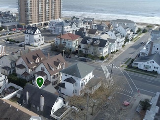 21 S Marion Ave, Ventnor City, NJ 08406