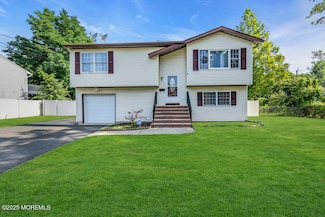 9 Richardson Ave, Eatontown, NJ 07724
