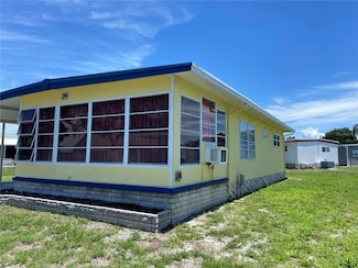 7901 40th Ave N Unit 24, Saint Petersburg, FL 33709