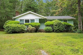 87 Lakeview St, Sharon, MA 02067