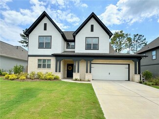 420 Christina Ln, Auburn, AL 36832
