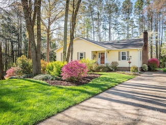8801 Chinaberry Ln, Concord, NC 28027