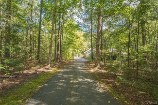 5233 Eastbranch Dr, Glen Allen, VA 23059