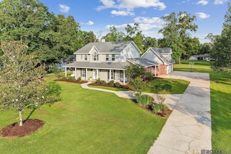17630 Creek Hollow Rd, Baton Rouge, LA 70817