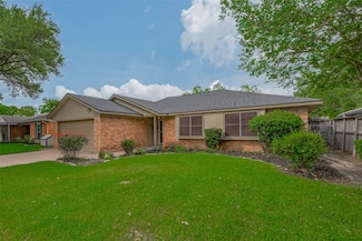 2027 Briar Ridge Dr, Rosenberg, TX 77471