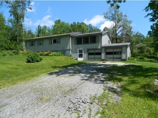 262 Lafayette Rd, Bristol, VT 05443