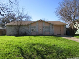 5014 Ed White St, San Antonio, TX 78219