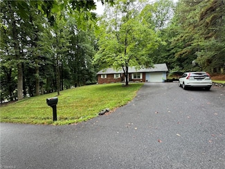 155 Bayfield Rd, Wilkesboro, NC 28697