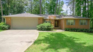 3537 Velda Woods Dr, Tallahassee, FL 32309