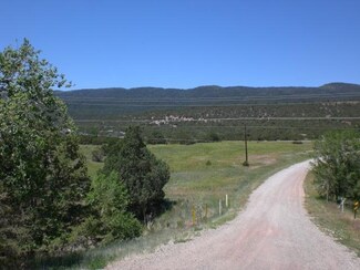 4 Melcor de Canoncito, Cedar Crest, NM 87008