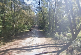 120 Cherry Laurel Dr, Huffman, TX 77336