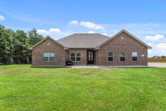 1010 Phillip Dr, Sulphur, LA 70665