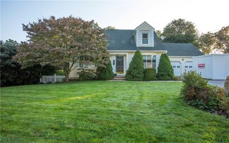 180 Yeoman Ave, Cranston, RI 02920