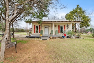148 Monroe Ln, Elgin, TX 78621