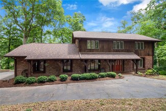 18529 Bucks Creek Ln, Glencoe, MO 63038