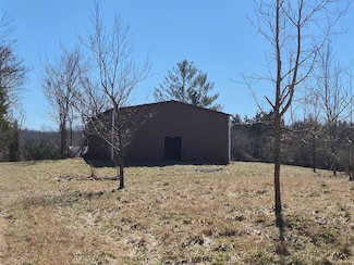 925 Hopewell Church Rd, Canmer, KY 42722