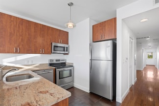 415 Jackson St Unit 4R, Hoboken, NJ 07030