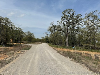 2 W Cedar Ln, Sapulpa, OK 74066