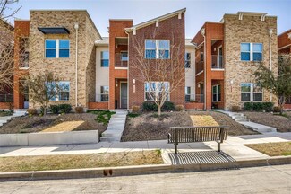 1530 Sphinx St, Dallas, TX 75203